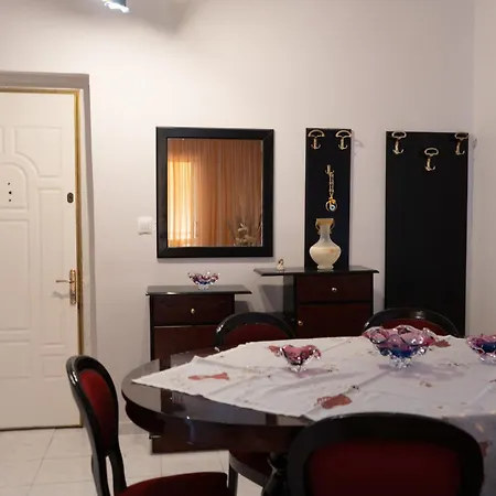 Estias Apartment