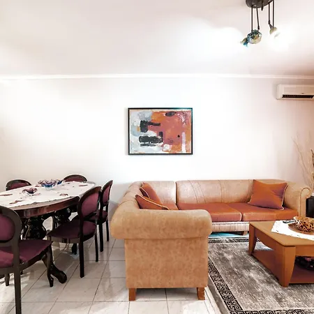 Apartment Estias *